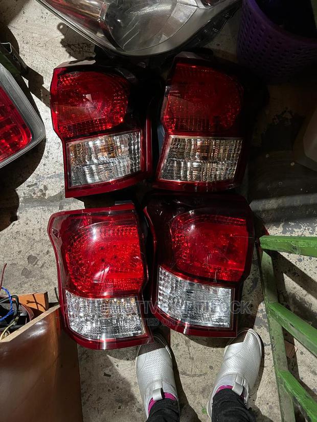 Fielder 2012,2013,2014 Back Lights