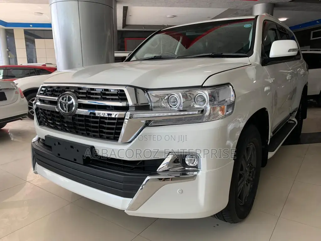 Toyota Land Cruiser 4.6 V8 ZX 2015 Pearl