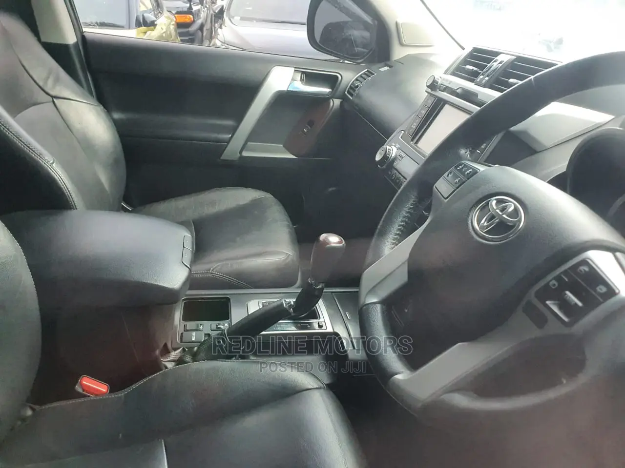 Toyota Land Cruiser Prado 2018 White
