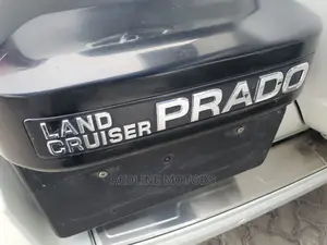 Toyota Land Cruiser Prado 2018 White