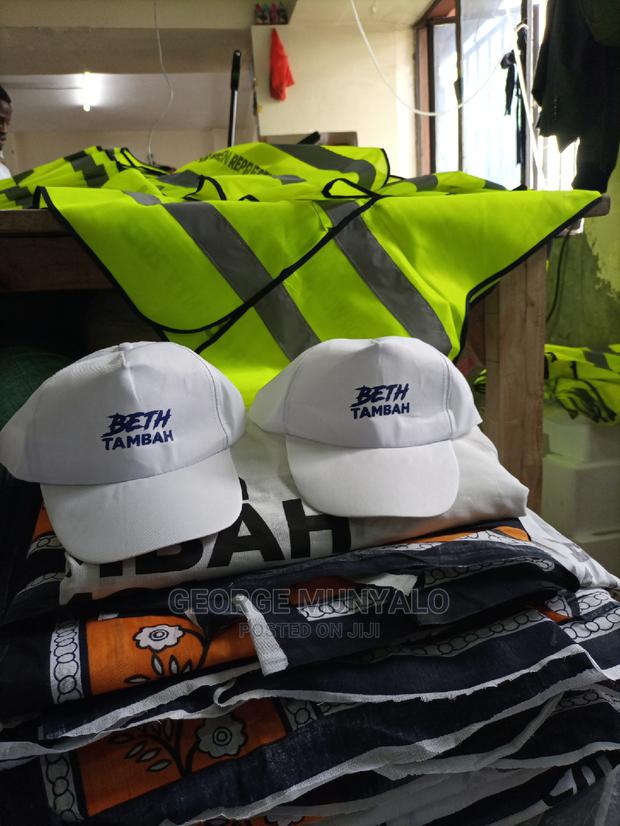 Campaign Caps Light