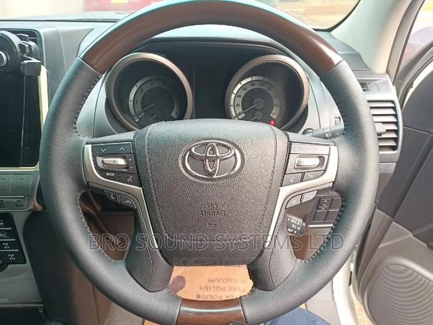 Steering Wheel Upgrade Lc200 - main view