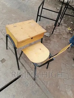 Very High Quality Lockers and Chairs