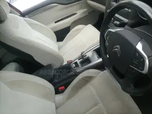 Citroen C4 2015 Red
