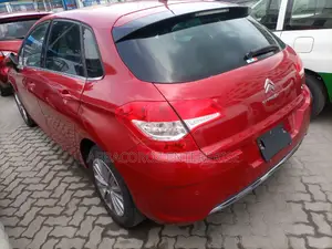 Citroen C4 2015 Red