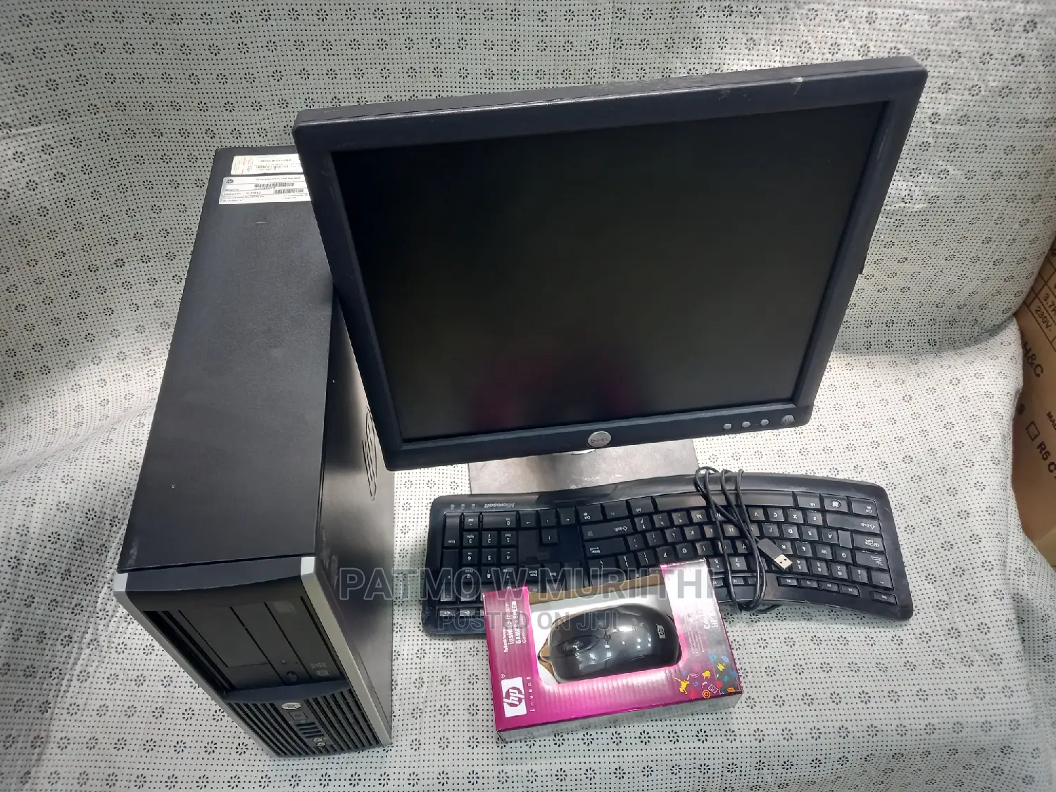 Desktop Computer HP 4GB Intel Core I3 500GB