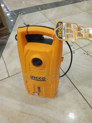 INGCO 1400W Carwash Machine