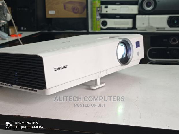 Sony Projectors Dx- 140 - thumbnail 3