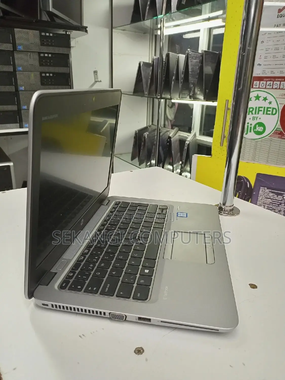 Laptop HP EliteBook 820 G3 8GB Intel Core I5 SSD 256GB