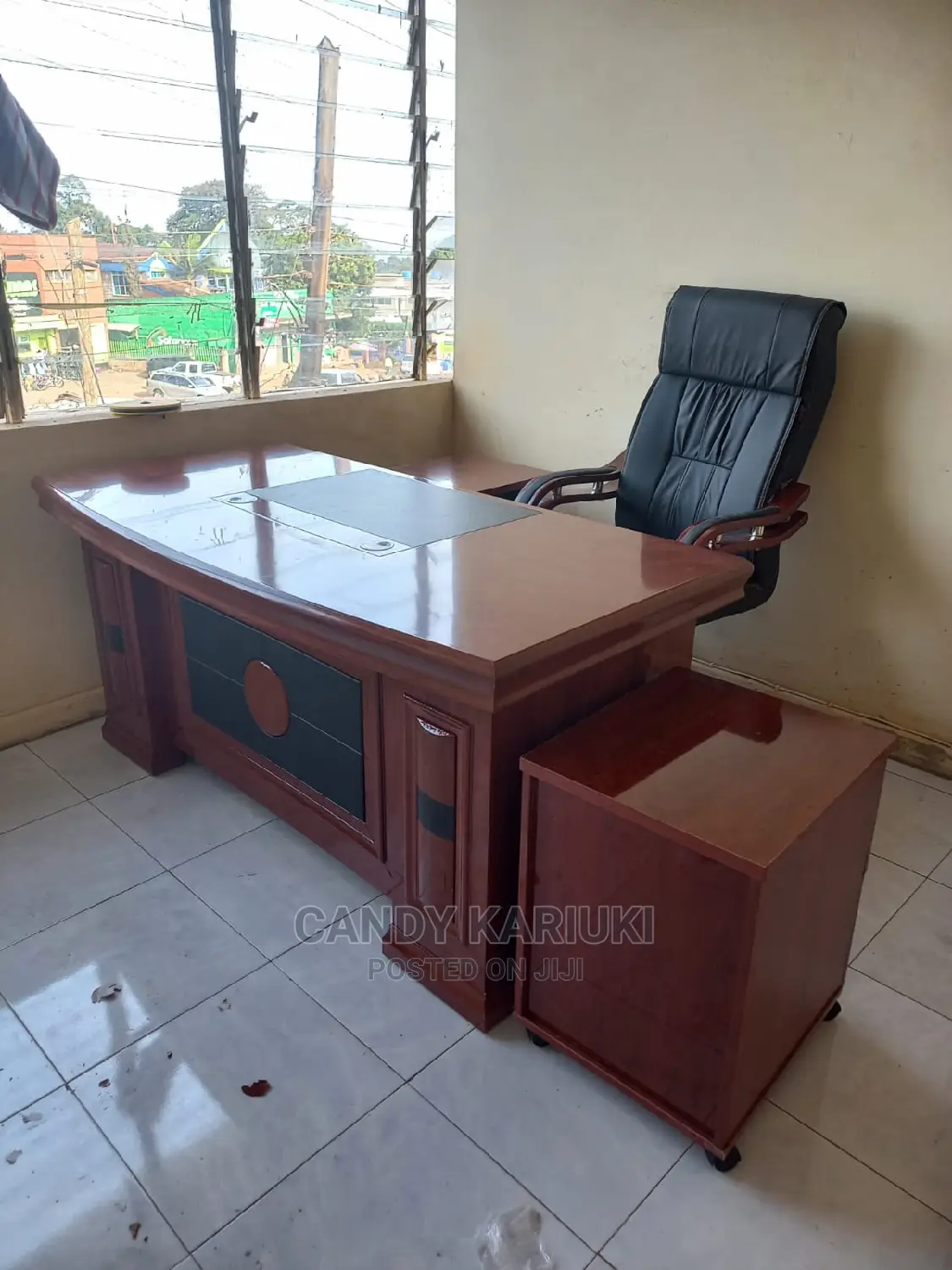 1.6m Executive Office Desk With Side Cabinet