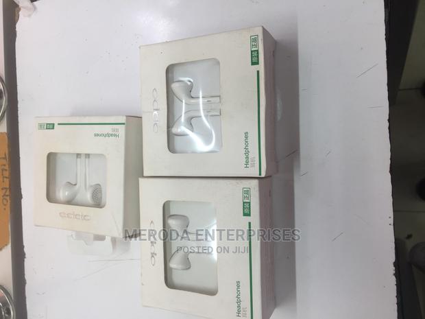 Oppo Original Earphones - main view