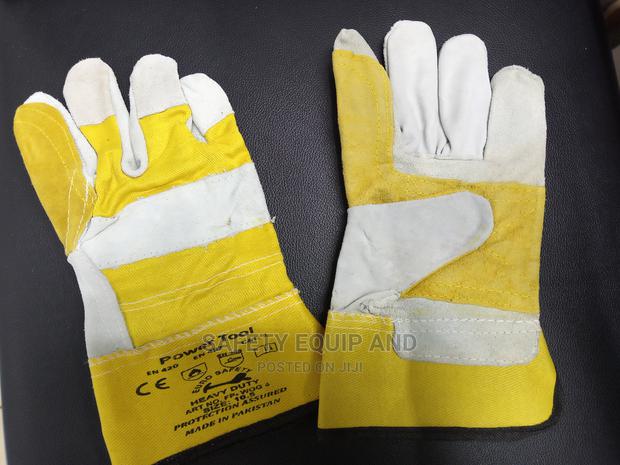 Short Leather Gloves-Yellow