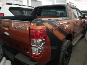 Ford Ranger 2014 Orange