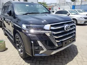 Toyota Land Cruiser 2017 Black