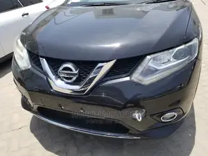 Nissan X-Trail 2014 SV Premium Black
