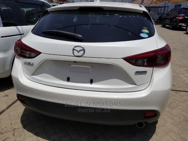 Mazda Axela 2015 White - thumbnail 9
