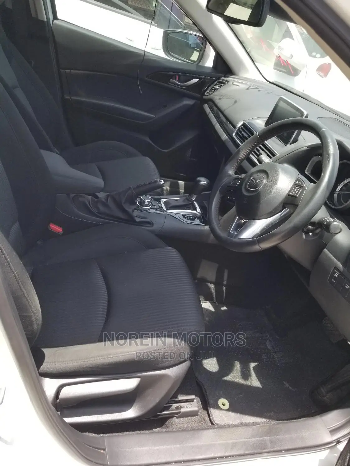 Mazda Axela 2015 White