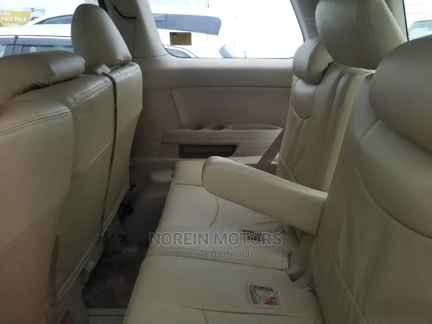 Toyota Vellfire 2014 White