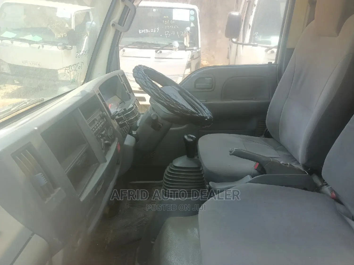 Isuzu Elf 4T