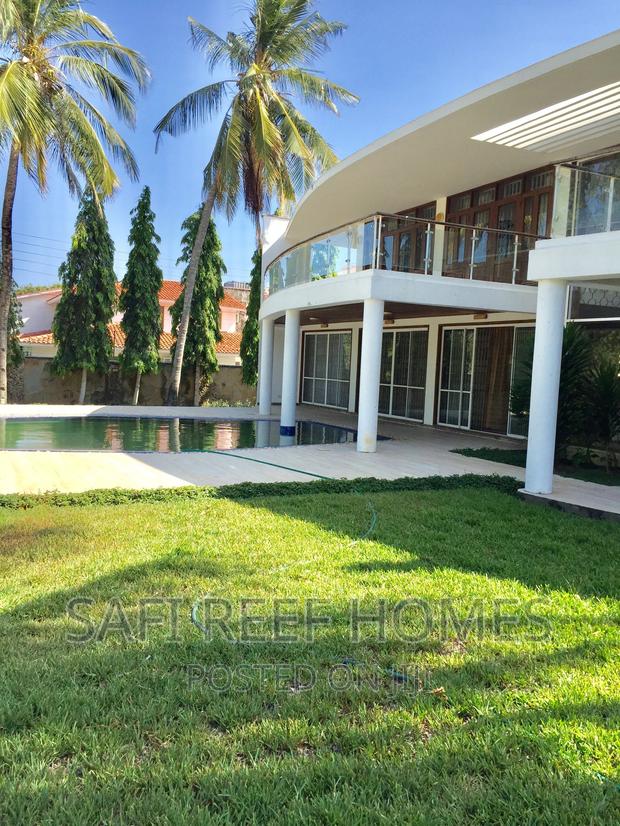 5bdrm Maisonette in Nyali for Sale