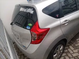 Nissan Note 2015 Silver