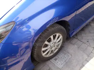 Toyota Wish 2014 Blue