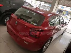 BMW 116i 2015 Red