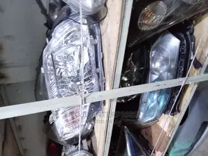 Filder 2008 Headlight Non Zenon Clean at 13k