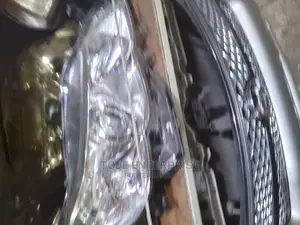 Mark X 2010 Headlight Xenon at 35k