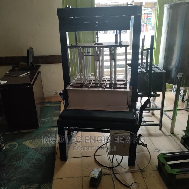Modtec Senior Engineers Design. Block Making Machine. - thumbnail 3
