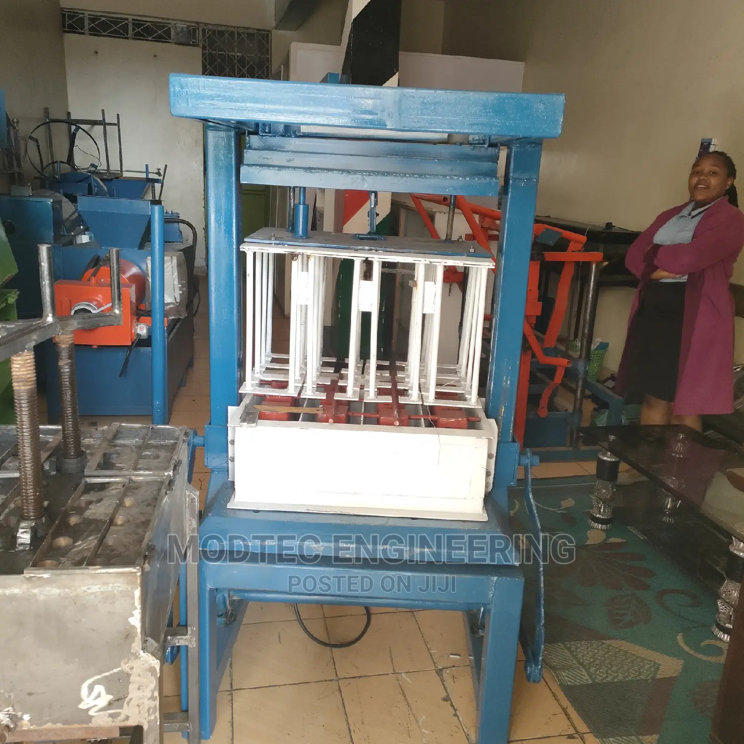 Modtec Senior Engineers Design. Block Making Machine.