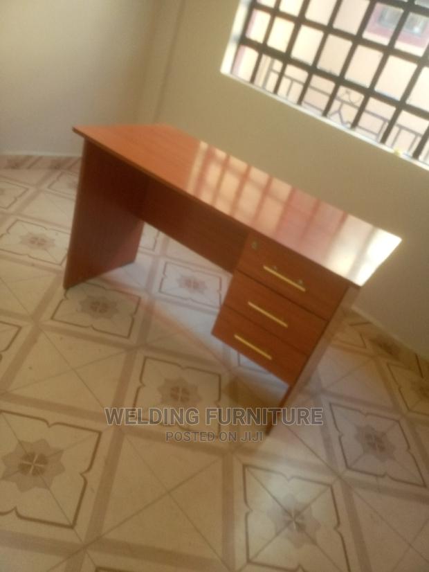 Office Desk 0.9