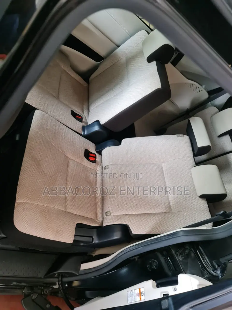 Toyota Sienta 2015 Black