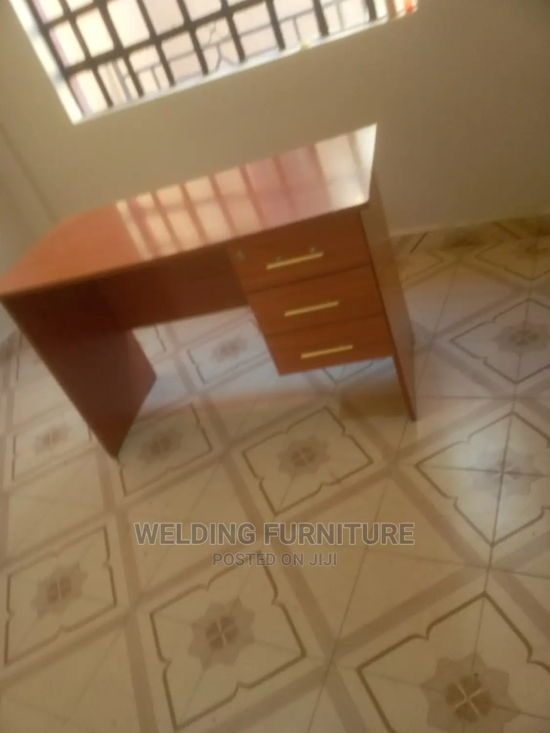 Office Desk