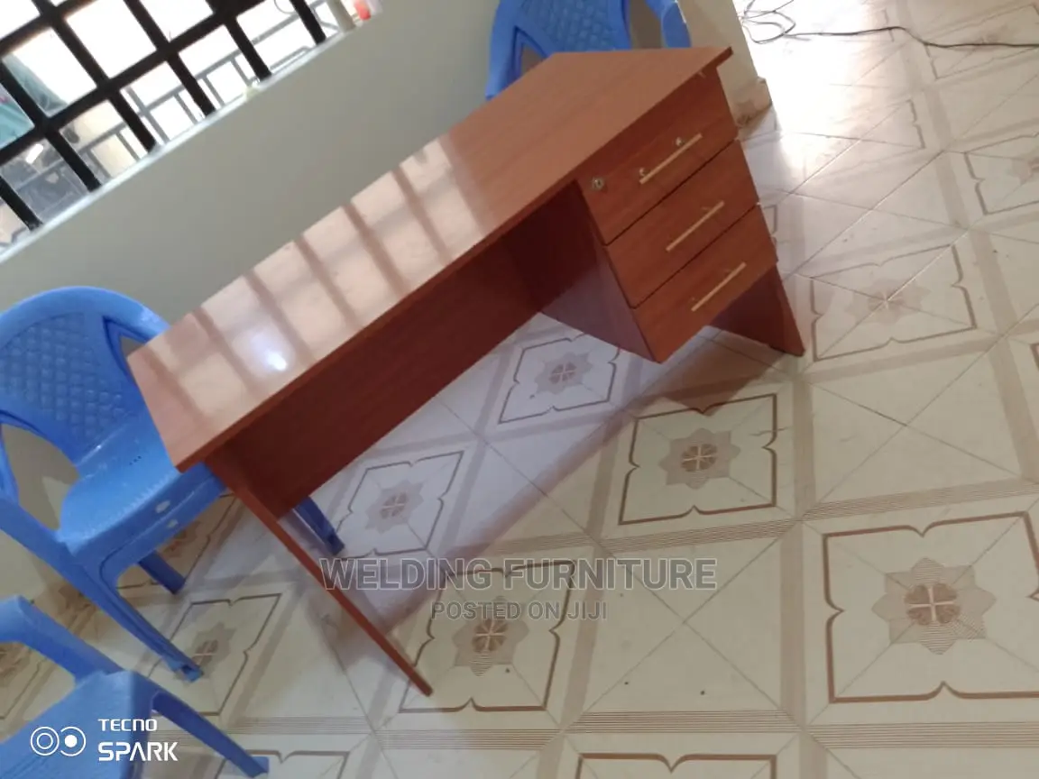 Office Desk 1.2m