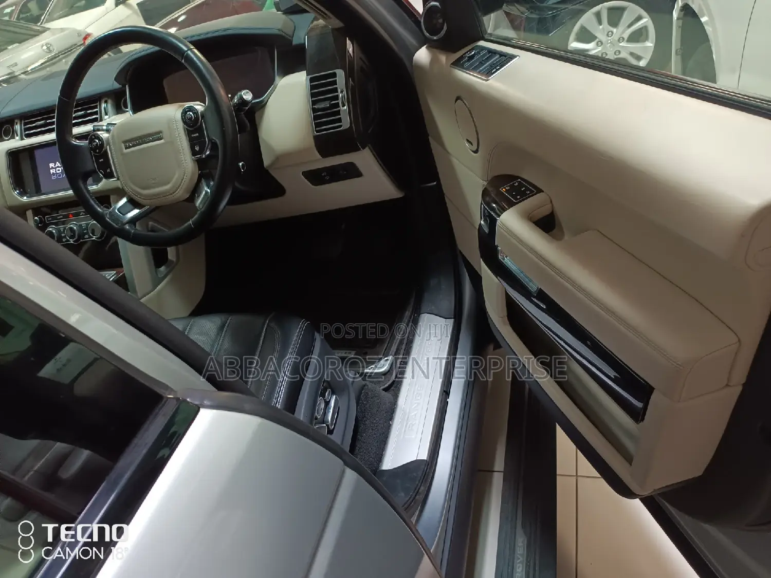 Land Rover Range Rover Vogue 2014 Silver
