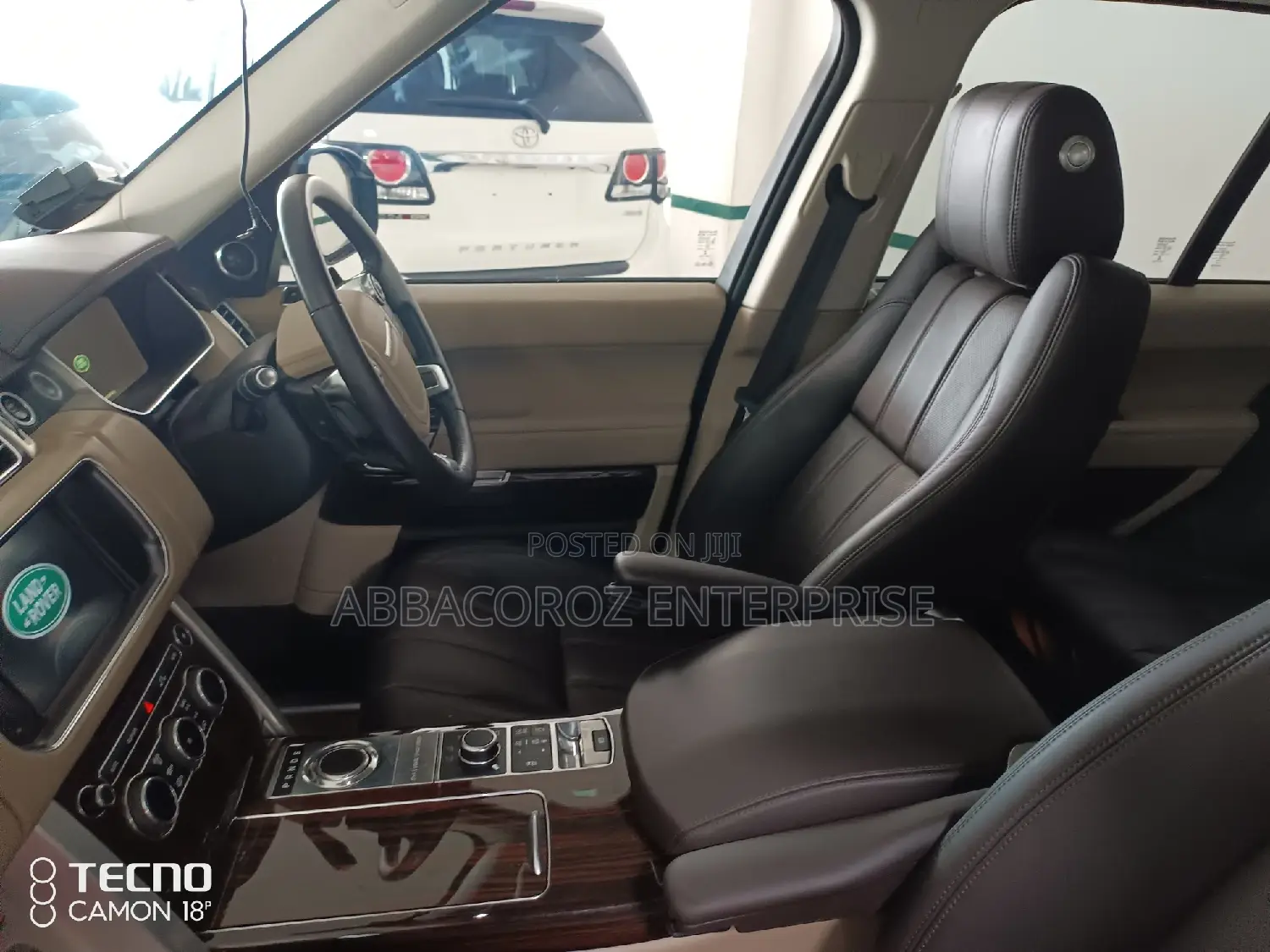 Land Rover Range Rover Vogue 2015 White