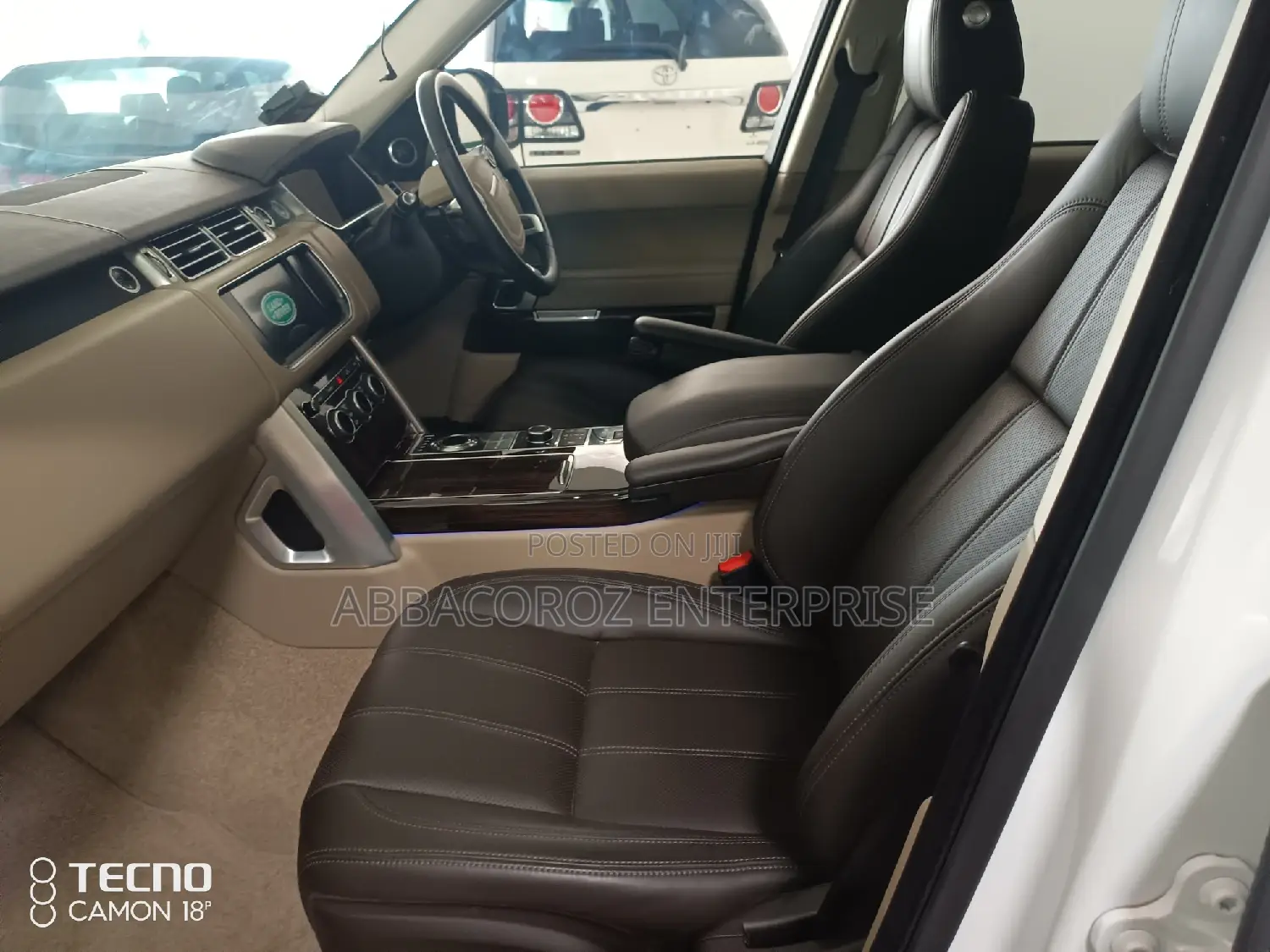 Land Rover Range Rover Vogue 2015 White