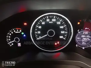 Honda Vezel 2015 Red