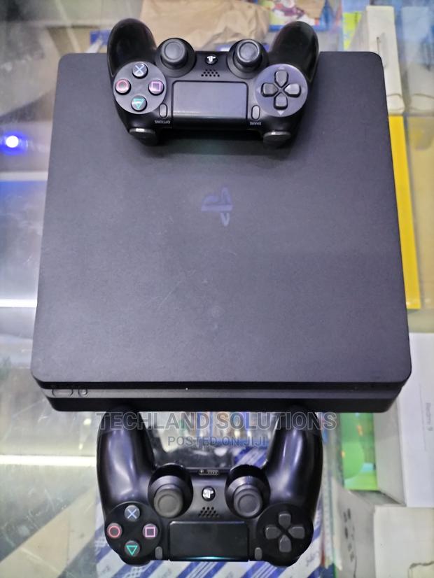 SONY Playstation 4 Slim , With 2 Pads - thumbnail 4