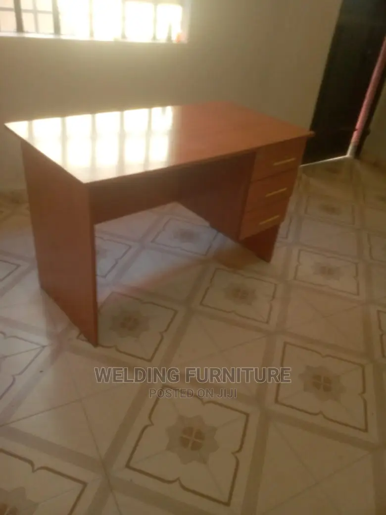 Office Desk