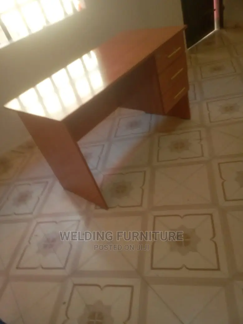 Office Desk