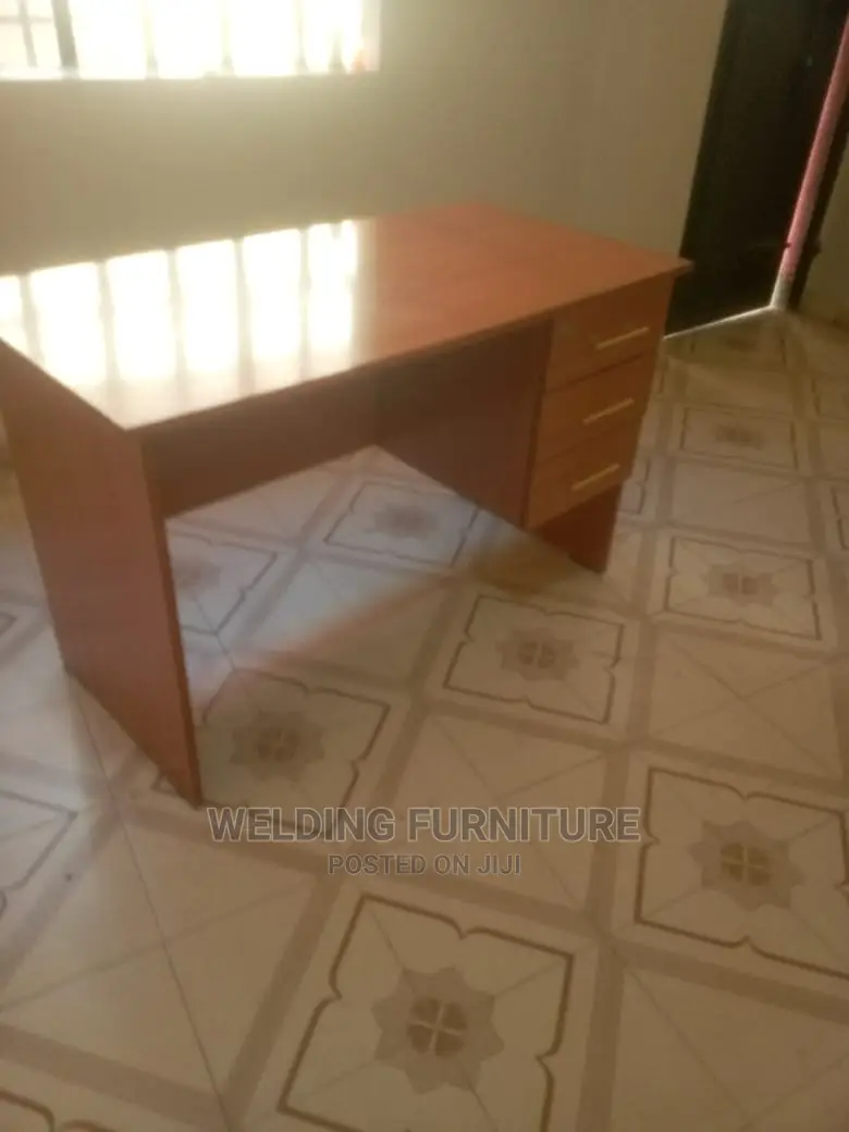 Office Desk
