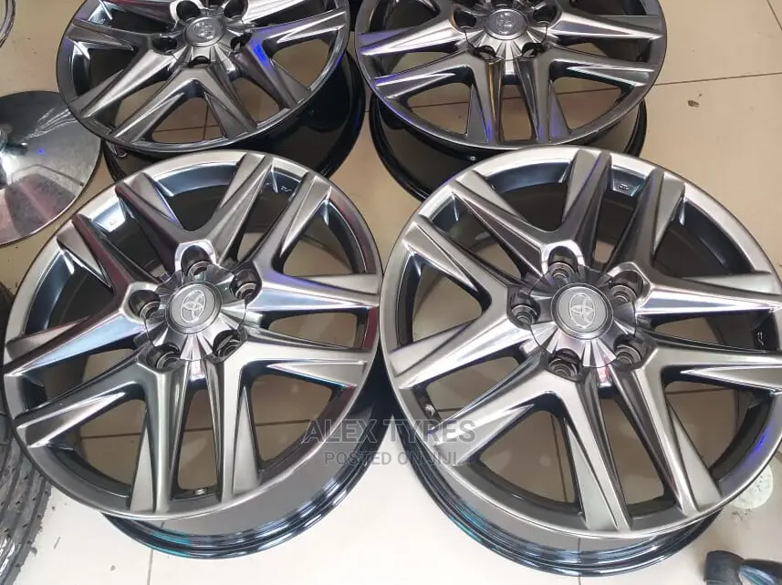 Size 20 Inches Landcruiser V8 Sport Rims Set