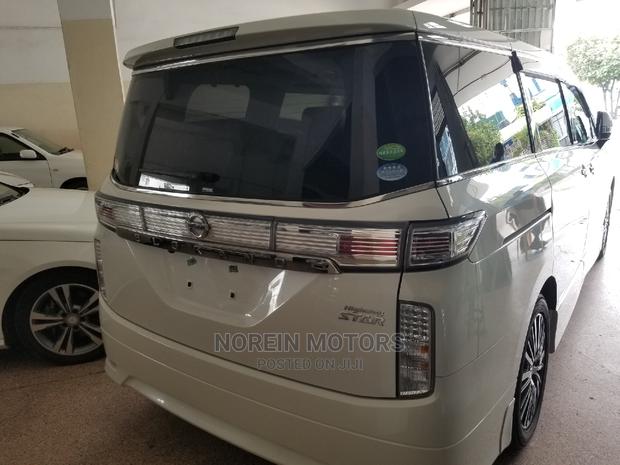 Nissan Elgrand 2015 White - thumbnail 4