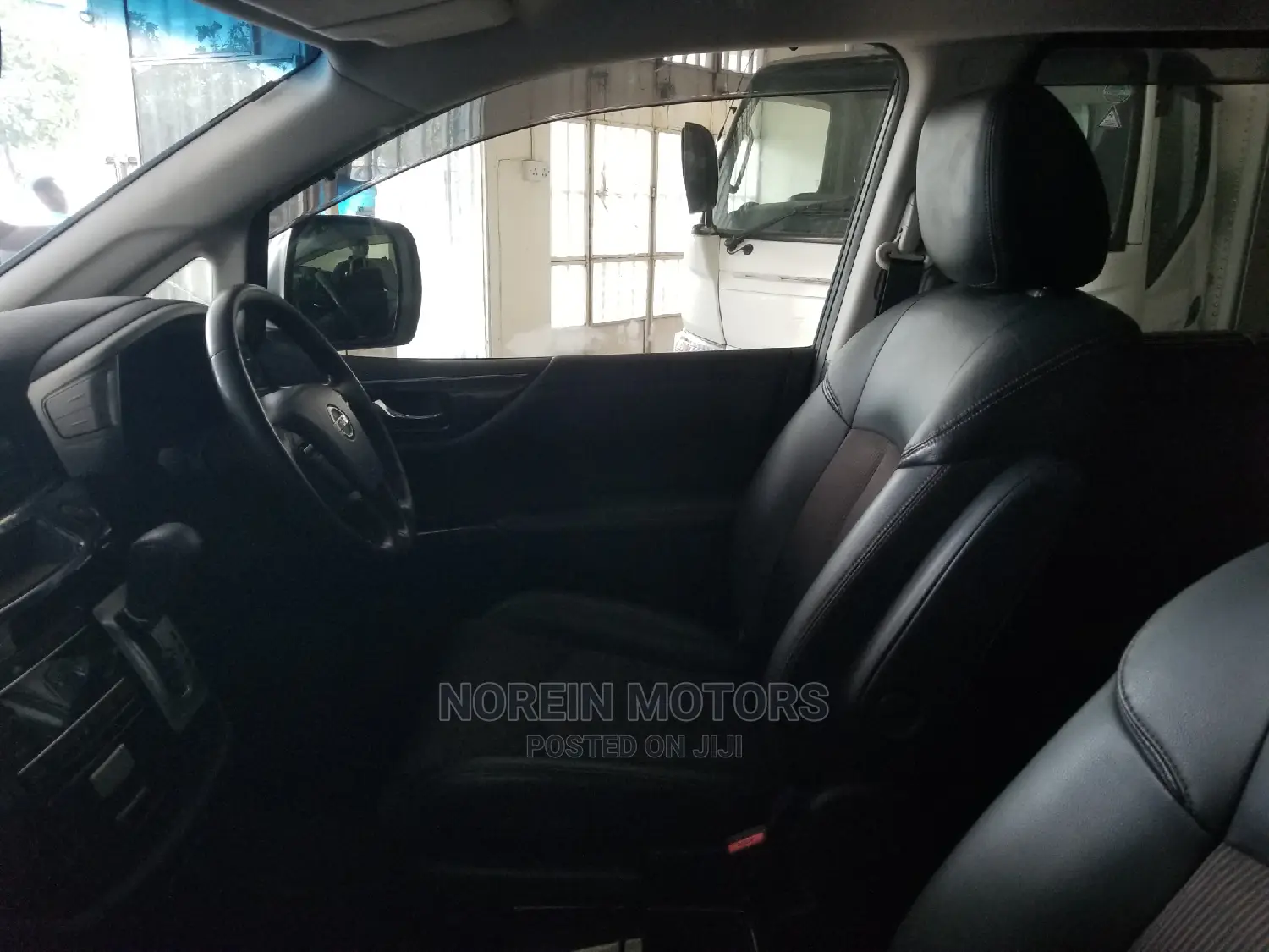 Nissan Elgrand 2015 White