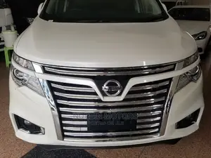 Nissan Elgrand 2015 White