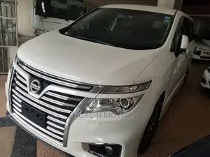 Nissan Elgrand 2015 White