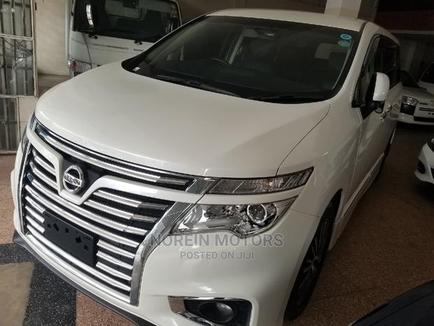 Nissan Elgrand 2015 White - thumbnail 2