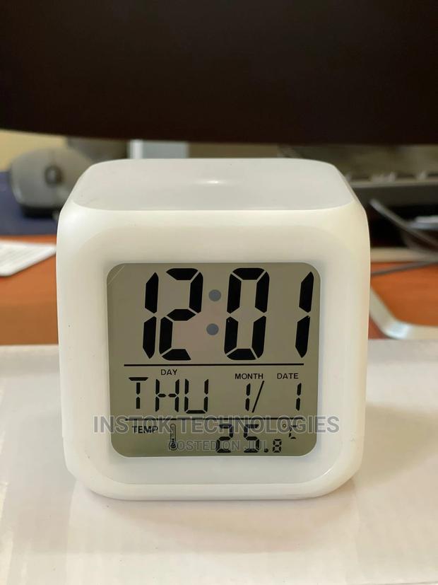 Glowing LED 7- Color Change Digital Alarm - thumbnail 2